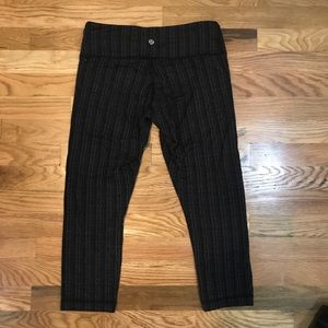 Lululemon crop leggings